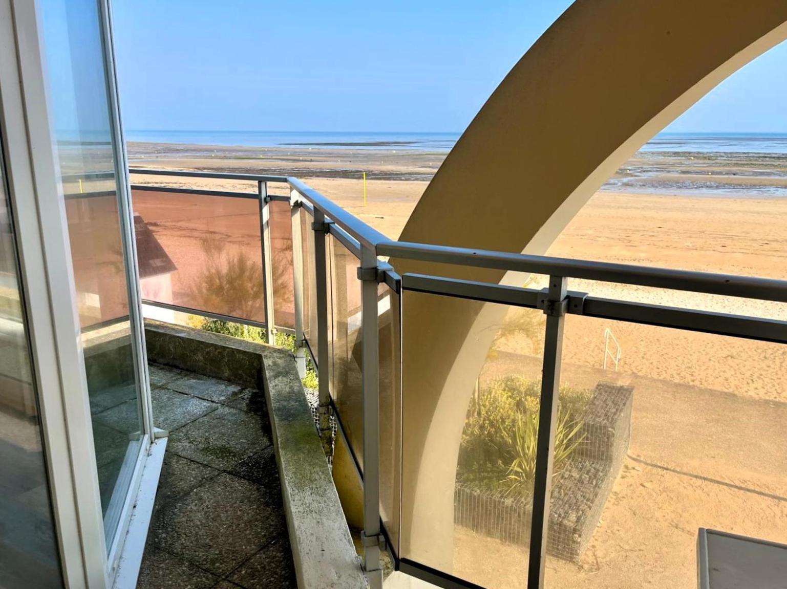 Mettons Les Voiles - Appt Vue Mer Avec Loggia Bernières-sur-Mer Zewnętrze zdjęcie