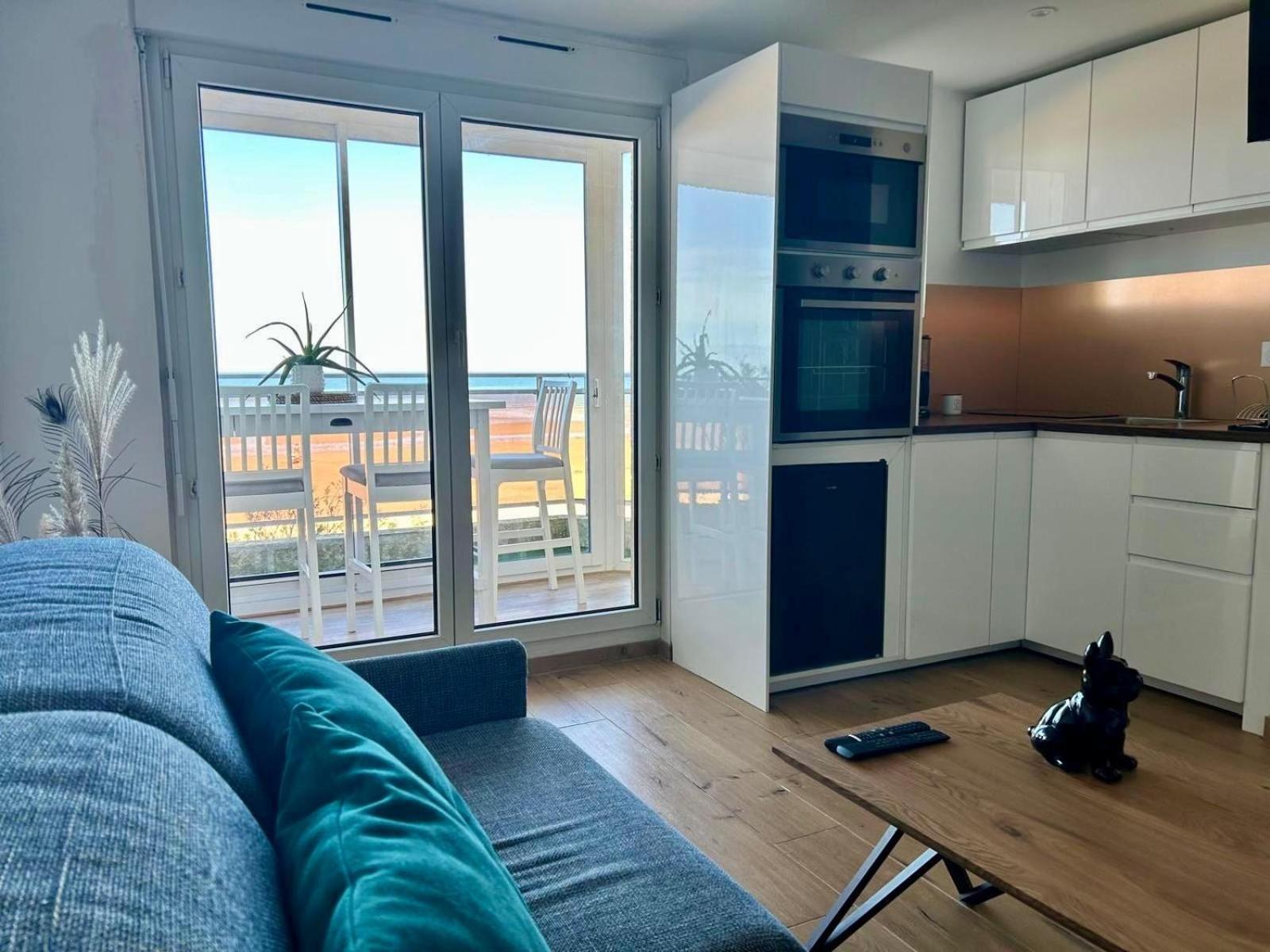 Mettons Les Voiles - Appt Vue Mer Avec Loggia Bernières-sur-Mer Zewnętrze zdjęcie