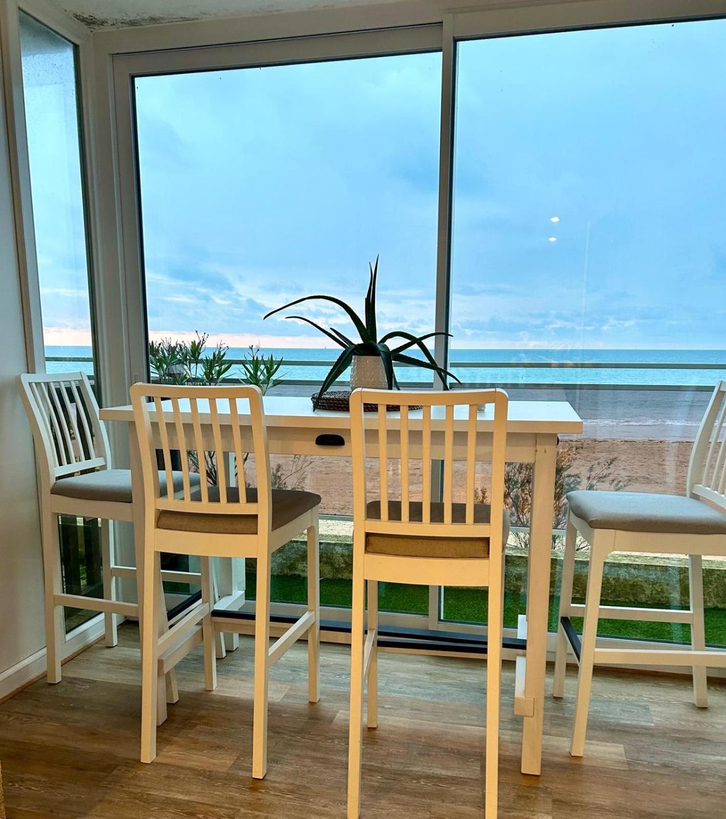 Mettons Les Voiles - Appt Vue Mer Avec Loggia Bernières-sur-Mer Zewnętrze zdjęcie